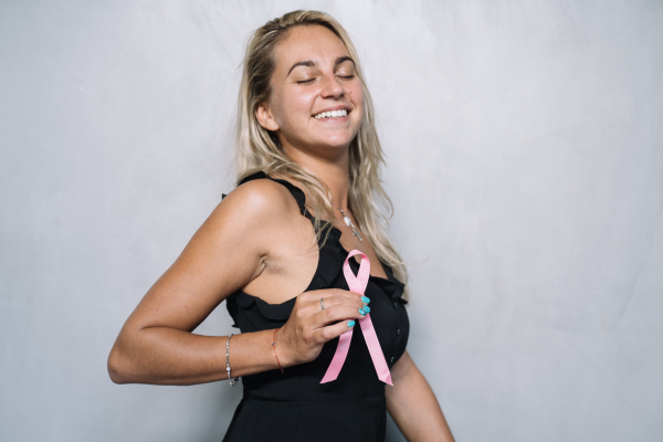 Le rapport du Réseau canadien du cancer du sein sur l'oncologie de précision pour le traitement du cancer du sein met en évidence les lacunes dans les soins