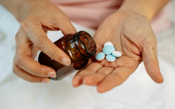 Un nouveau rapport analyse les pénuries de médicaments au Canada et leurs répercussions sur les régimes publics d'assurance-médicaments