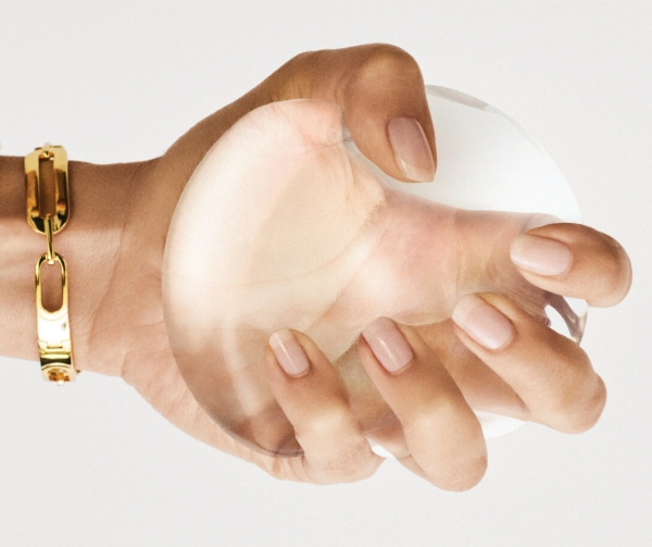 Lancement au canada des implants mammaires en gel de silicone cohésif à haute résistance de Sientra® 