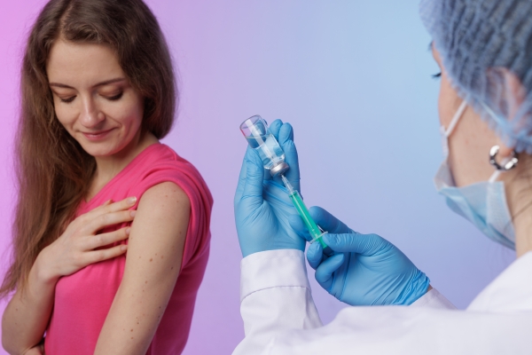 Début de la vaccination saisonnière contre les virus respiratoires au Québec
