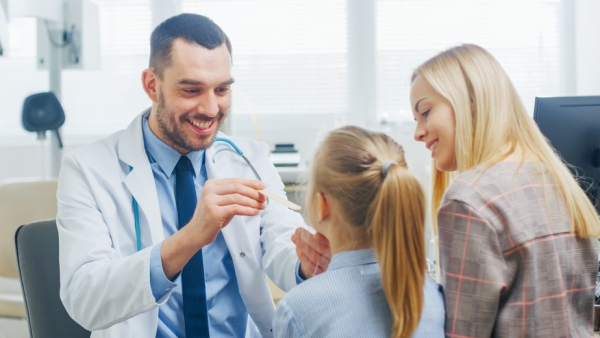 L’UQAM annonce la création d’une Clinique universitaire de santé globale ouverte sur la communauté