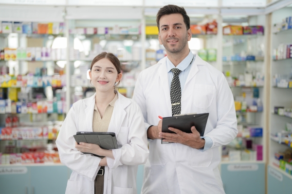 Pharmaciens d’établissement : une entente historique ratifiée à 95 % au Québec