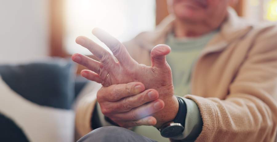 L'arthrite coûterait 142,4 milliards de dollars par année au Canada