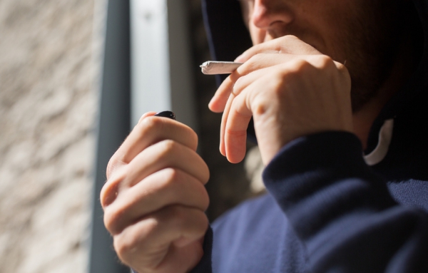 Encadrement du cannabis : les Québécois souhaitent l'implication des chimistes